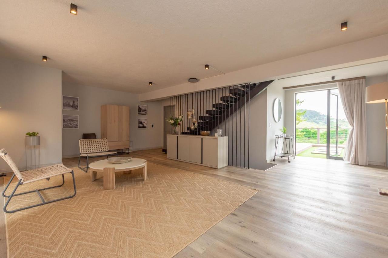Villa Misty Meadows Dullstroom Esterno foto