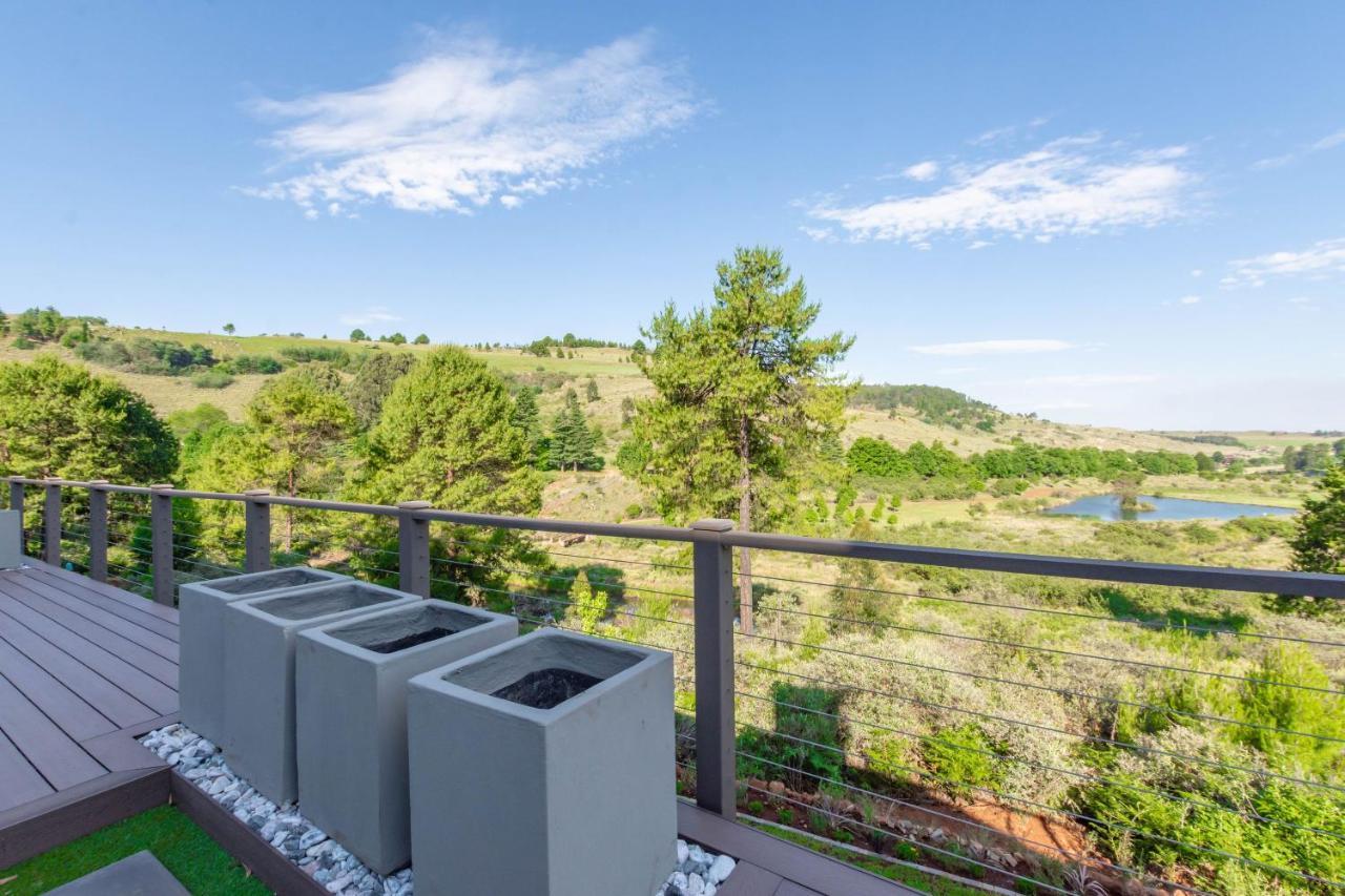 Villa Misty Meadows Dullstroom Esterno foto