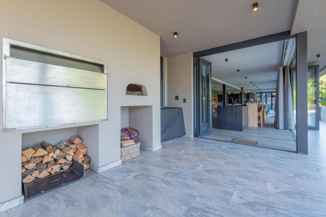 Villa Misty Meadows Dullstroom Esterno foto